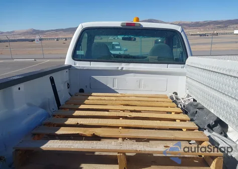 1999 Ford F-350 Lariat/Xl/Xlt из США, поврежденный, VIN 1FTSF31F3XEE98090